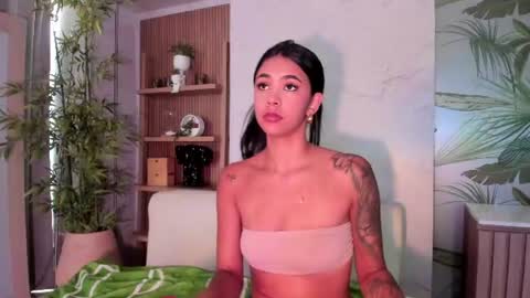 Snapshot of antonella_rossi24 chatting on 06-28-26, 08:26 Antonella Rossi online show from 06-28-26, 08:26