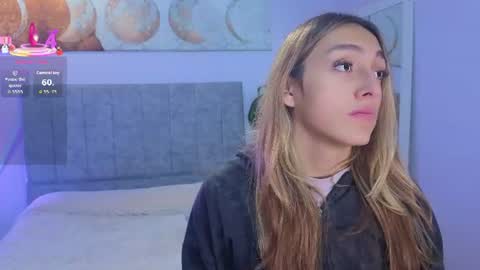 Snapshot of antonellastar24_ chatting on 06-16-26, 08:00 Antonella online show from 06-16-26, 08:00
