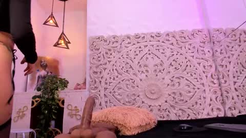 Anto  online show from 12-22-25, 11:24