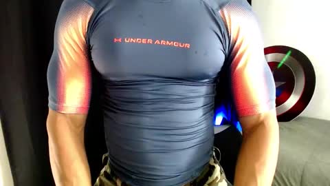 Instagram miguelangel1802  online show from 01-06-26, 03:10