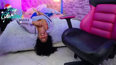 Anyela  online show from 12-24-24, 05:44