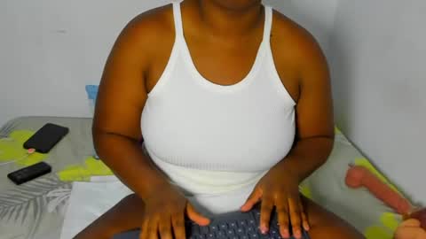 Tati  Colombian online show from 05-11-26, 06:30