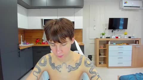 Snapshot of aplant_ chatting on 03-09-26, 04:38 aplant_ online show from 03-09-26, 04:38