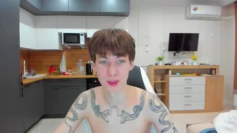 Snapshot of aplant_ chatting on 03-15-26, 07:20 aplant_ online show from 03-15-26, 07:20