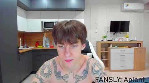 Snapshot of aplant_ chatting on 03-18-26, 10:02 aplant_ online show from 03-18-26, 10:02