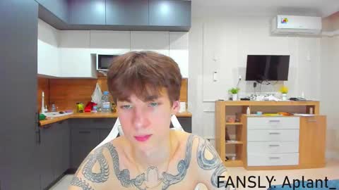 Snapshot of aplant_ chatting on 03-26-26, 07:08 aplant_ online show from 03-26-26, 07:08