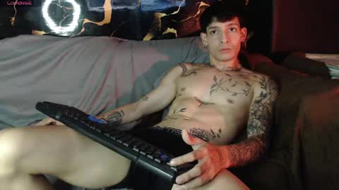 Apolo online show from 04-17-26, 03:09