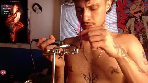 Andres online show from 10-23-25, 05:23