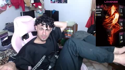 Andres online show from 03-25-26, 03:23