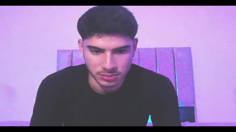 Snapshot of apologray__ chatting on 04-14-26, 08:04 apologray__ online show from 04-14-26, 08:04