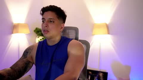 Snapshot of appolo_allen chatting on 04-21-26, 02:51 insta appolo master online show from 04-21-26, 02:51