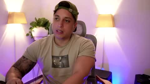 Snapshot of appolo_allen chatting on 05-19-26, 01:56 insta appolo master online show from 05-19-26, 01:56