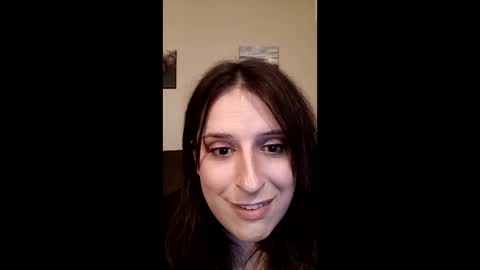 Snapshot of apri1f1owers chatting on 03-04-26, 09:15 apri1f1owers online show from 03-04-26, 09:15