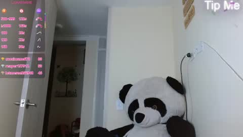 Snapshot of april_dumont5 chatting on 07-10-26, 09:56 April Dumont online show from 07-10-26, 09:56
