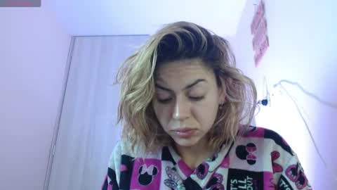 Snapshot of april_dumont5 chatting on 07-16-26, 11:27 April Dumont online show from 07-16-26, 11:27