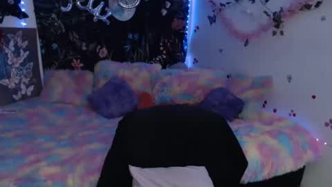 Snapshot of april_l6 chatting on 02-28-26, 11:17 april_l6 online show from 02-28-26, 11:17