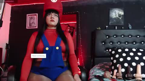 lucy online show from 11-06-25, 04:24