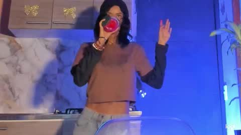 Snapshot of aprillebony319262 chatting on 01-18-26, 04:27 aprillebony319262 online show from 01-18-26, 04:27