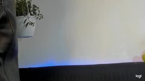 Snapshot of aprillebony319262 chatting on 02-18-26, 07:37 aprillebony319262 online show from 02-18-26, 07:37