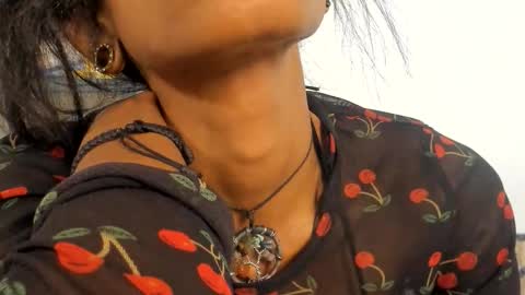 Snapshot of aprillebony319262 chatting on 03-29-26, 05:35 aprillebony319262 online show from 03-29-26, 05:35