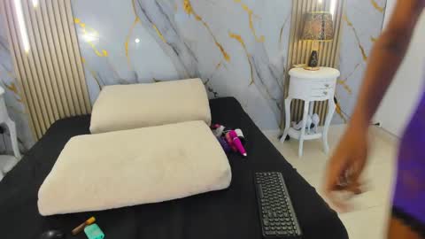 aprillross online show from 03-31-26, 12:27