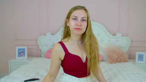 Snapshot of aprilsprins chatting on 06-11-26, 04:10 AprilSpring online show from 06-11-26, 04:10