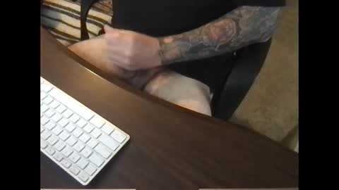 Snapshot of arcade76 chatting on 02-17-25, 06:20 arcade76 online show from 02-17-25, 06:20