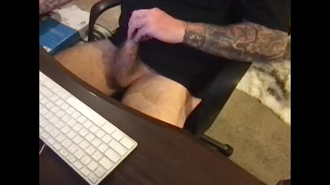 Snapshot of arcade76 chatting on 02-19-25, 10:12 arcade76 online show from 02-19-25, 10:12