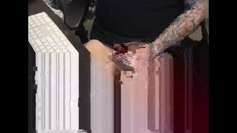 Snapshot of arcade76 chatting on 04-16-26, 02:01 arcade76 online show from 04-16-26, 02:01