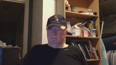 Snapshot of arcticman44 chatting on 03-22-26, 07:39 arcticman44 online show from 03-22-26, 07:39