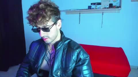 ares blue online show from 05-08-26, 01:38
