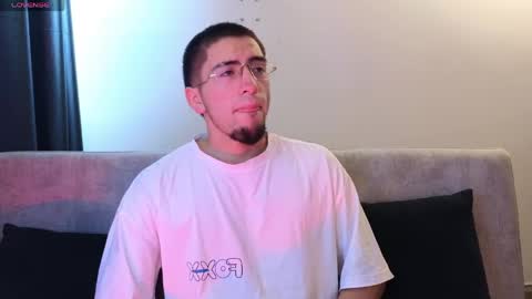 Mateo online show from 03-26-26, 01:49