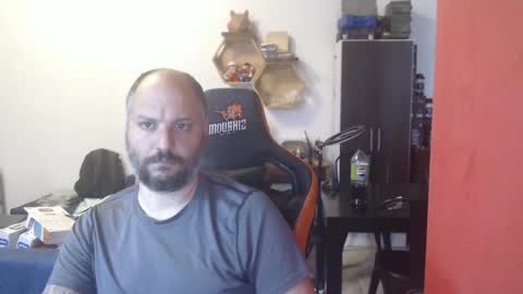 Snapshot of argentinox30 chatting on 03-02-25, 01:27 argentinox30 online show from 03-02-25, 01:27