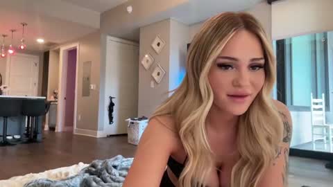 Ari  online show from 06-10-26, 12:44
