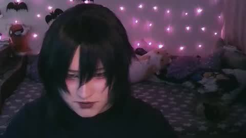 Ahri online show from 01-15-25, 04:43