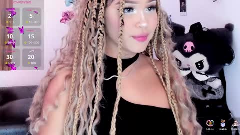 Snapshot of ari_saenz chatting on 12-26-24, 11:57 online show from 12-26-24, 11:57