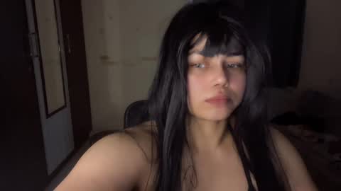 Snapshot of aria003 chatting on 04-07-26, 12:44 Aria online show from 04-07-26, 12:44