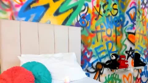 aria online show from 03-22-26, 12:52