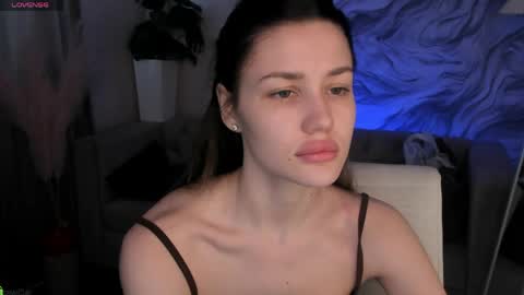 aria_mila online show from 04-03-26, 03:04