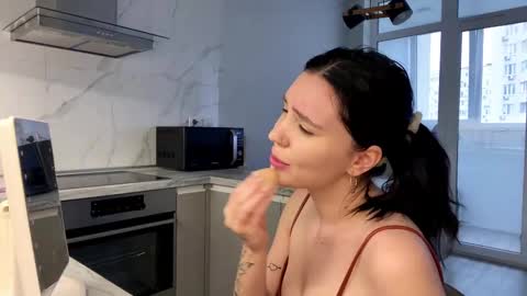 Aria online show from 01-03-25, 10:41