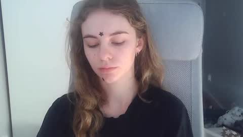 AriaCreazy online show from 07-17-26, 06:42
