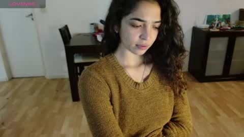 Snapshot of ariagal chatting on 05-09-26, 12:38 ariagal online show from 05-09-26, 12:38