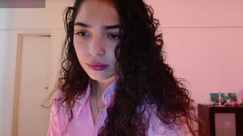 Snapshot of ariagal chatting on 05-13-26, 05:10 ariagal online show from 05-13-26, 05:10