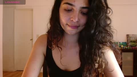 Snapshot of ariagal chatting on 05-22-26, 05:18 ariagal online show from 05-22-26, 05:18