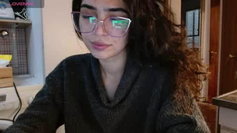 Snapshot of ariagal chatting on 06-01-26, 04:41 ariagal online show from 06-01-26, 04:41