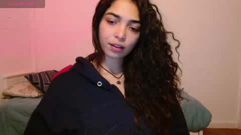 Snapshot of ariagal chatting on 07-07-26, 05:39 ariagal online show from 07-07-26, 05:39