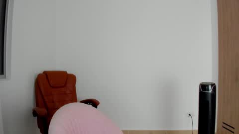 Aria Montgomery online show from 02-13-26, 01:45