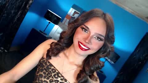 Snapshot of ariana_queen_hugecock69 chatting on 03-15-26, 05:52 Arian online show from 03-15-26, 05:52