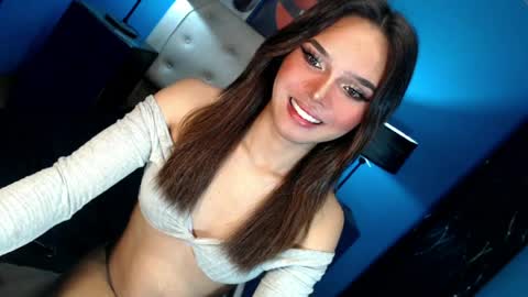 Snapshot of ariana_queen_hugecock69 chatting on 03-25-26, 06:58 Arian online show from 03-25-26, 06:58