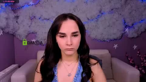 Snapshot of ariana_ross7 chatting on 06-19-26, 09:35 ariana_ross7 online show from 06-19-26, 09:35